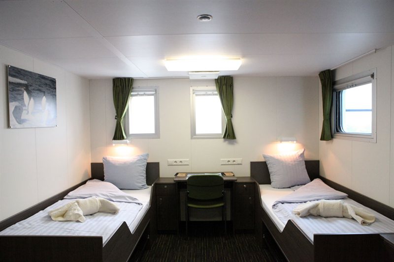 Antártida - Viajes de Descubrimiento y Aprendizaje salida 18/03/2027